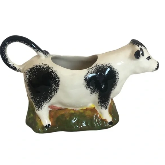 Moorland ceramic farmhouse cow creamer pitcher - Picture 2 of 8